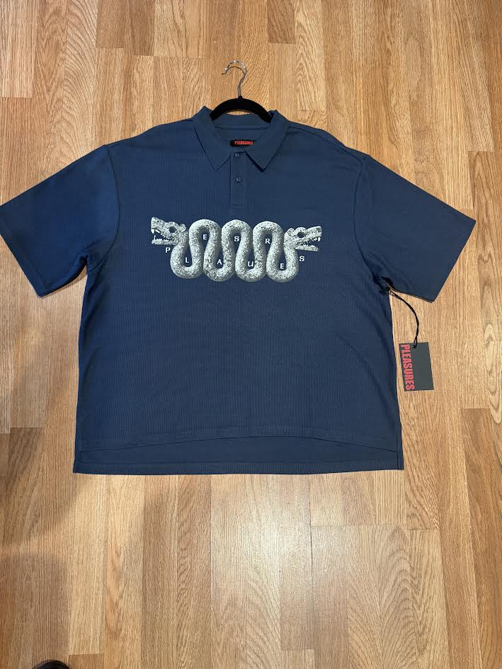 PLEASURES LONG SLEEVE
