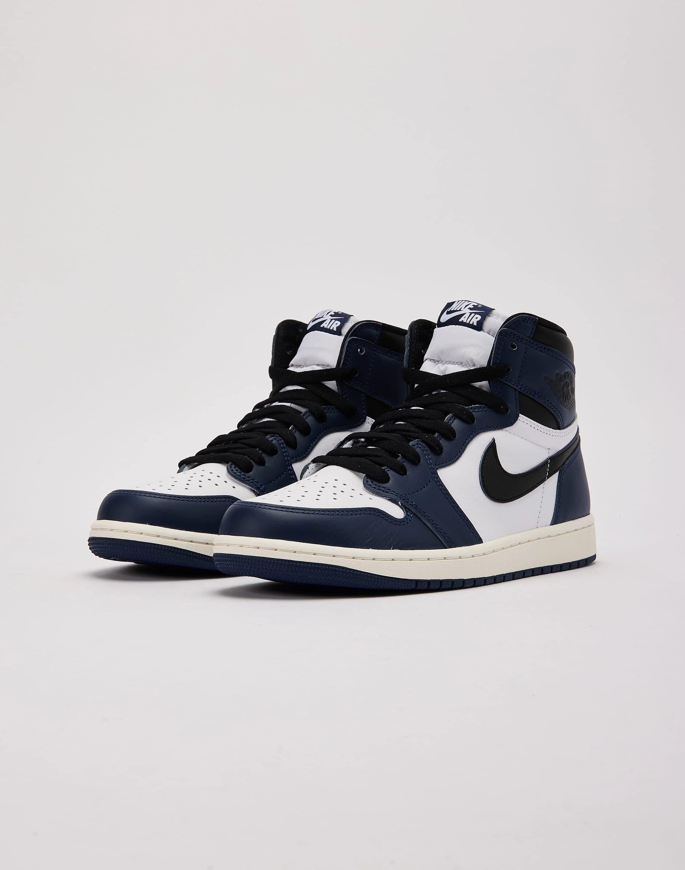 Jordan 1 Retro High OG 'Midnight Navy' Sneakers