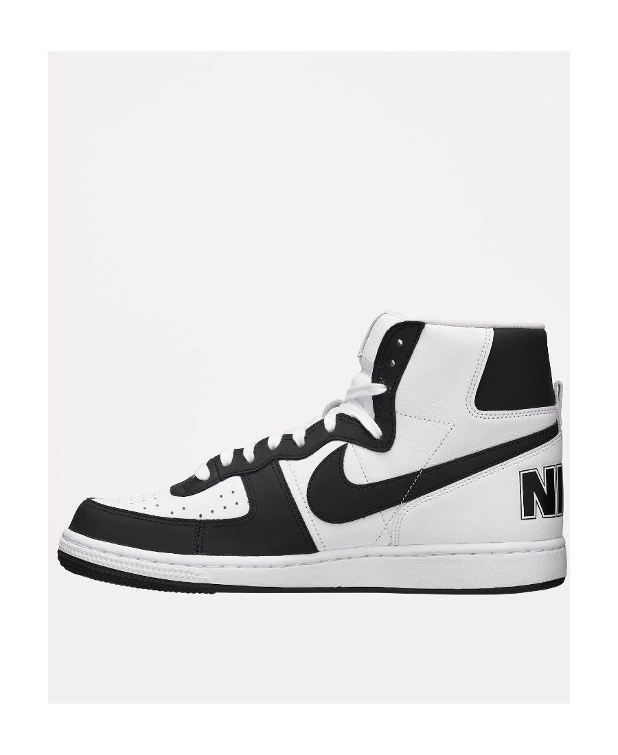 COMME DES GARCONS HOMME + NIKE