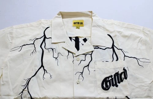 GFTD LA BUTTON UP